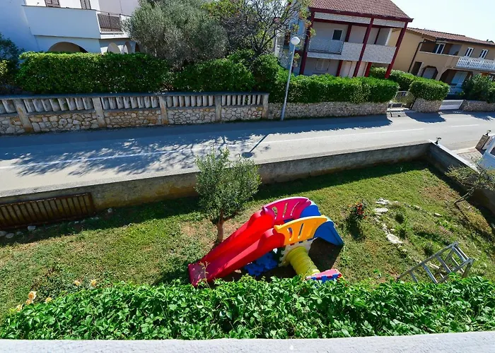 Apartament With Parking Space - 19562 Vir