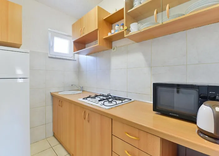 With Parking Space - 19562 Appartement Vir